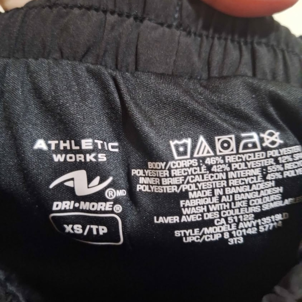 CLOTHING BUNDLE - Picture 6 of 7